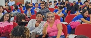 Jornalista Alcineth DaMASCENO FILMOU HISTÓRIAS DO mERCADO EM rIO bRANCO; "bOIUNA" CONTA UMA LENDA AMAZ|oNICA